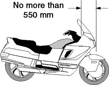 Example of maximum horizontal distance between head stem bearings and centre of front wheel